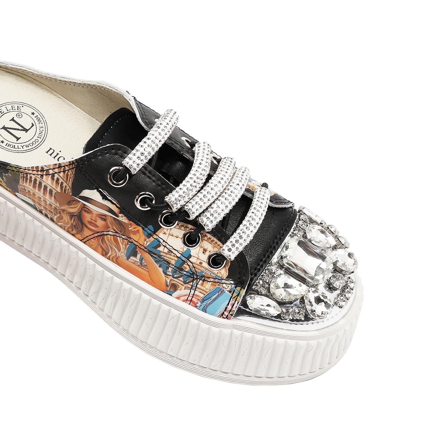 SCARPE CON PLATINO (<tc>MARTHA TRAVELS ITALY</tc>)