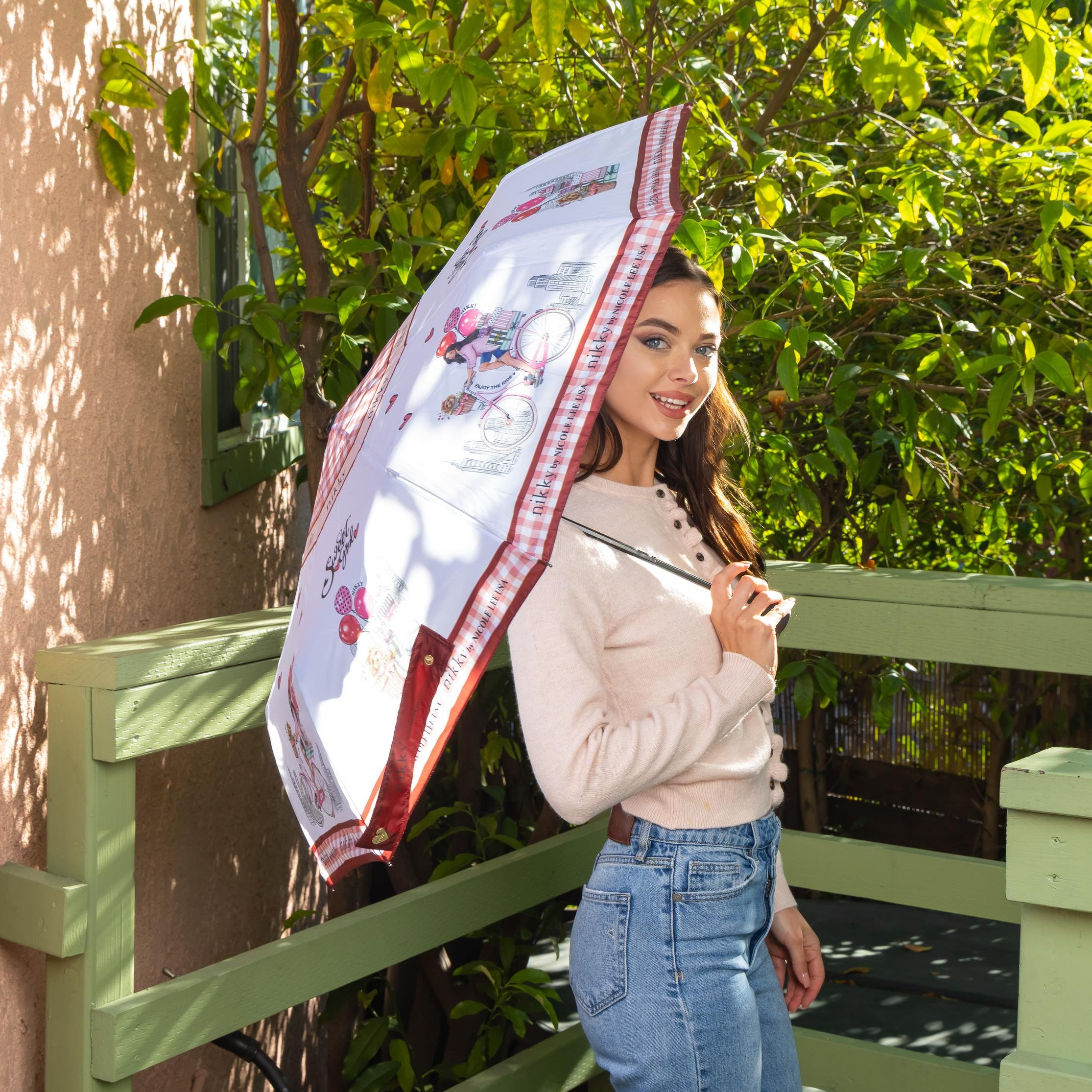 PARAGUAS PORTABLE CON IMPRESIÓN (SWEET GIRL)