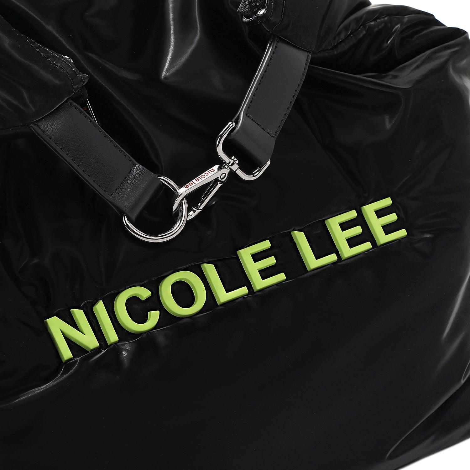 MOCHILA GRANDE ACOLCHADA (NEGRO)