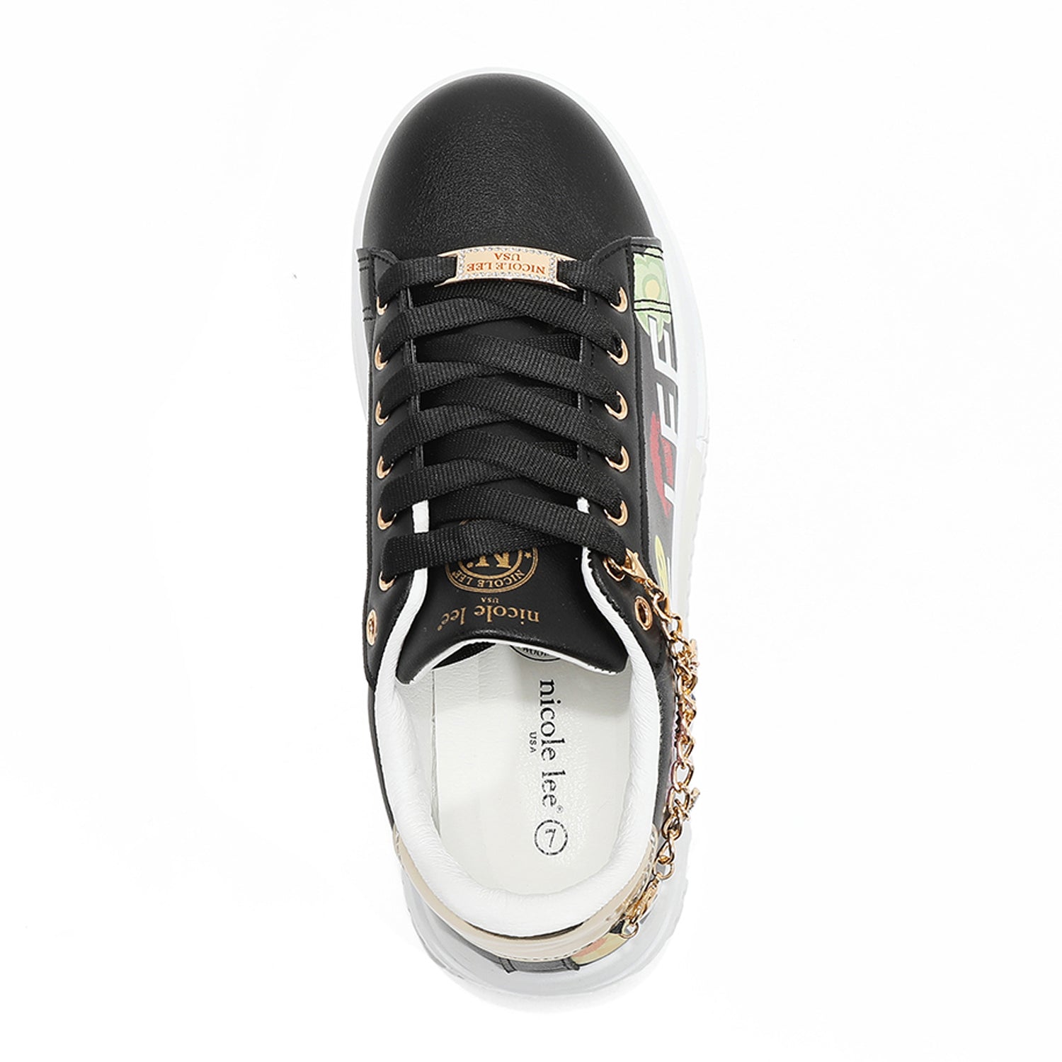 Sneakers with fashion charges