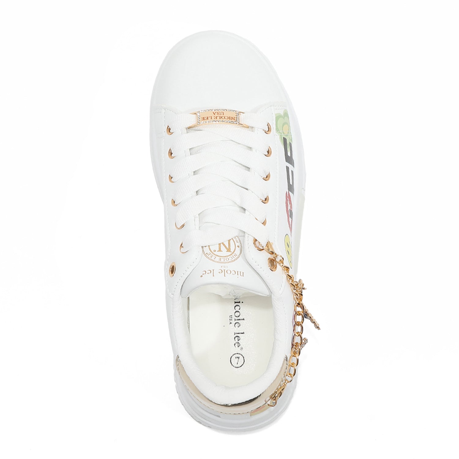 Sneakers with fashion charges