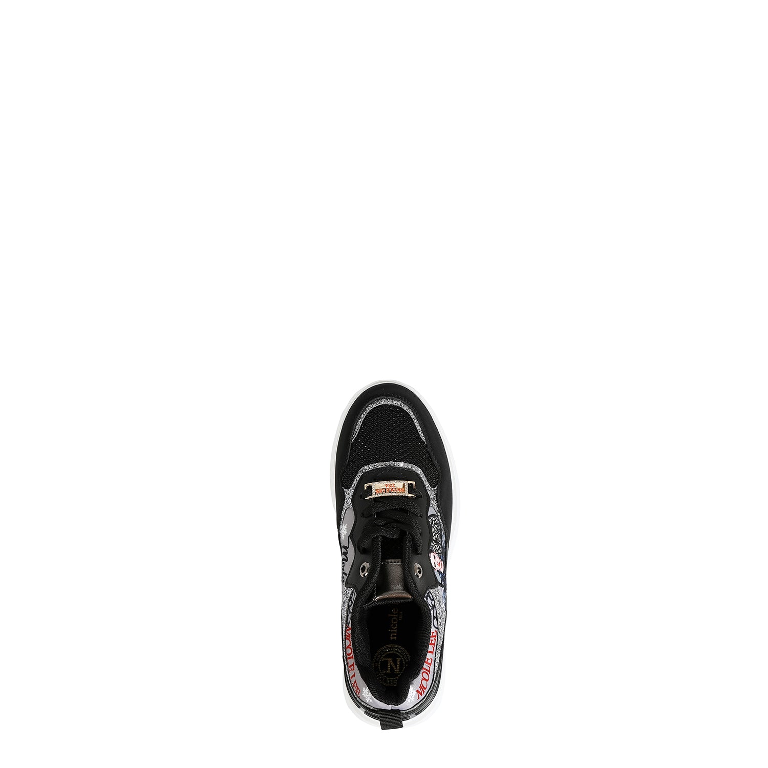FASHIONABLE SHOES (<tc>MODA SNOWFLAKE</tc>)